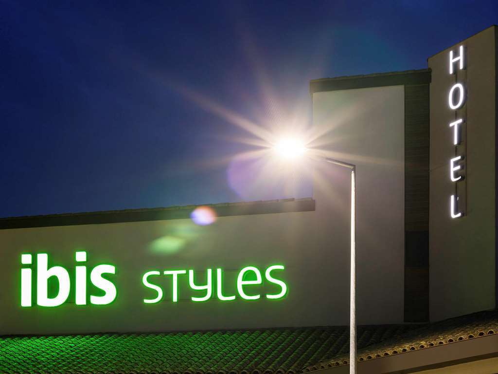 Hotel ibis Styles Niort Poitou Charentes à Vouille  Extérieur photo