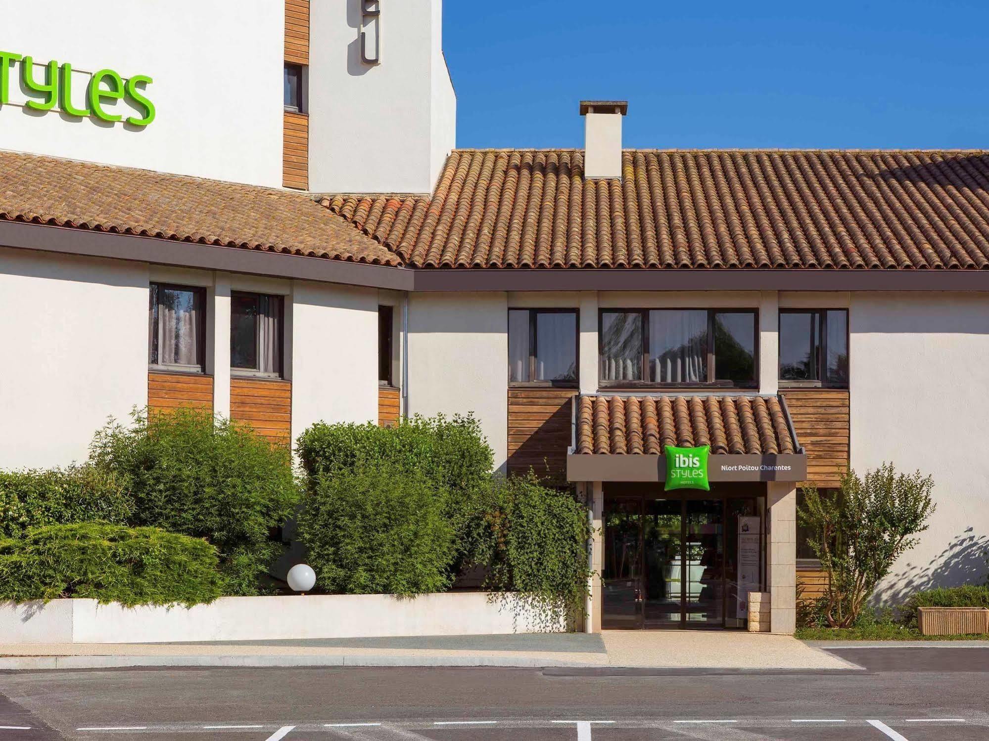 Hotel ibis Styles Niort Poitou Charentes à Vouille  Extérieur photo